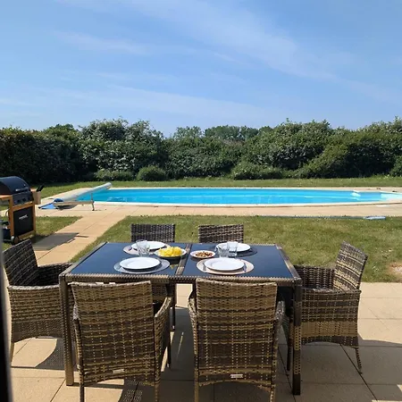 Vakantiehuis House With Private Pool Near Golf LʼAiguillon-sur-Vie